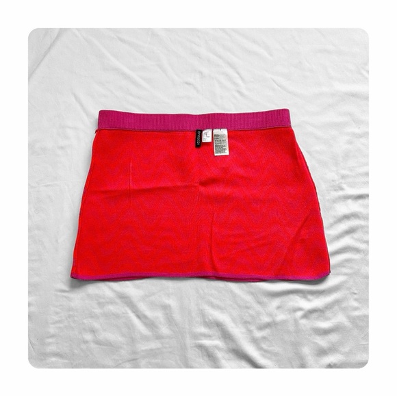 ★ NWOT H&M Divided Knit Skirt - Double Pink ★ - Picture 12 of 15